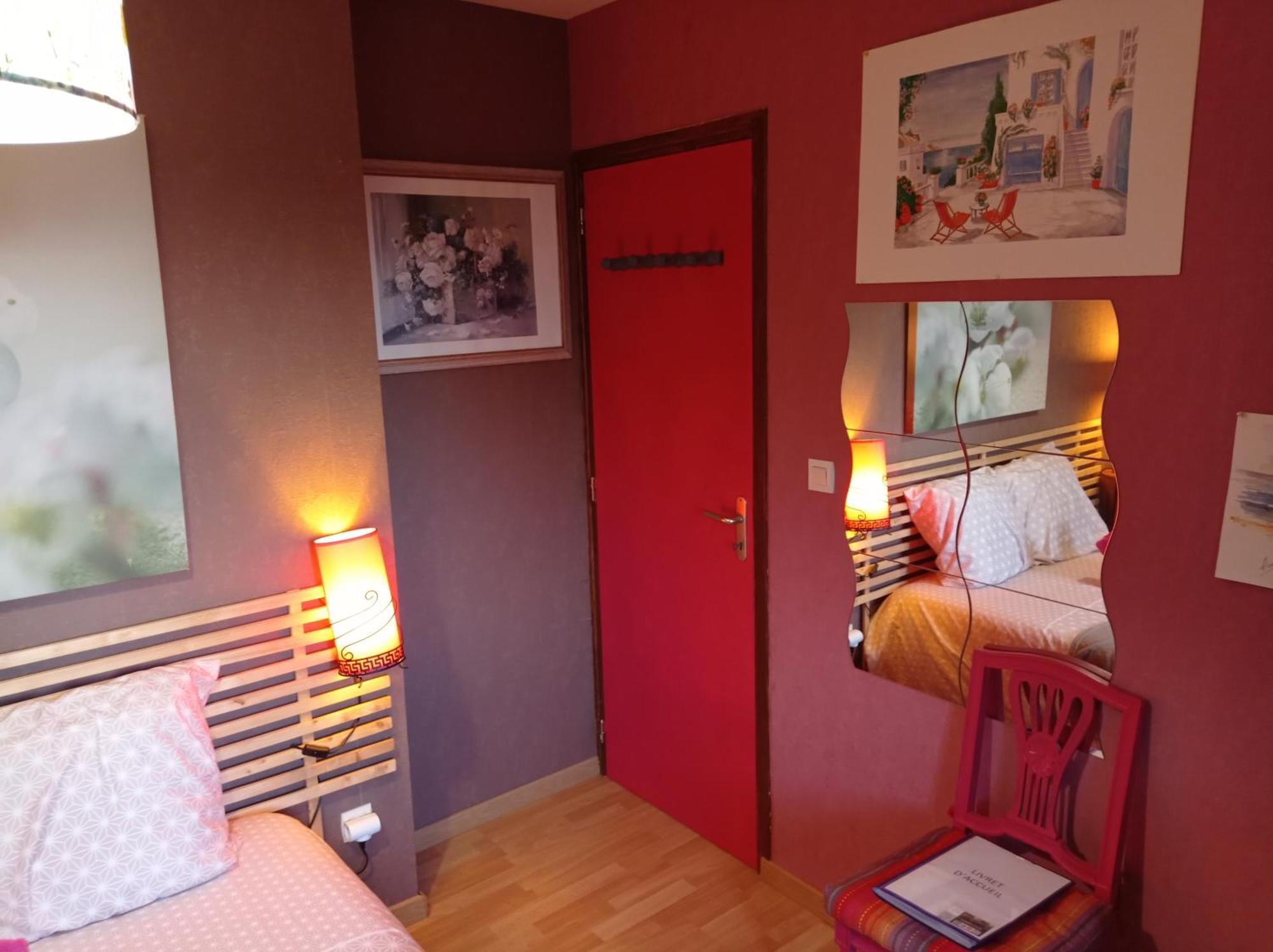 Chambres D'Hotes Les Mesanges Saint-Martin-Lez-Tatinghem Стая снимка