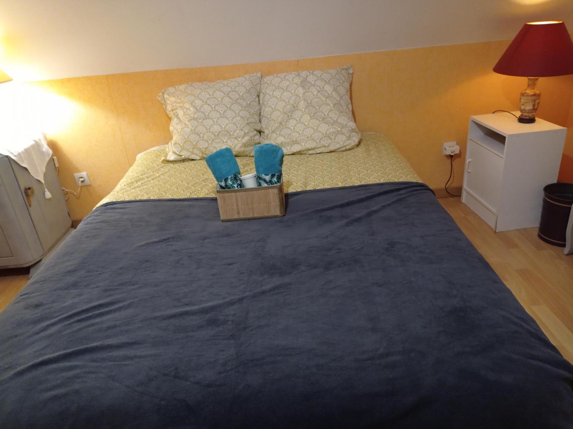 Chambres D'Hotes Les Mesanges Saint-Martin-Lez-Tatinghem Стая снимка